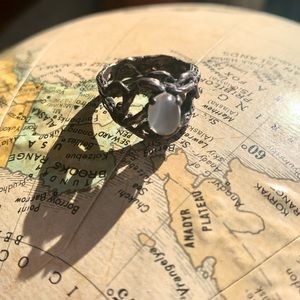 Vintage silver goth root gem witch ring Size 7.0-7.5